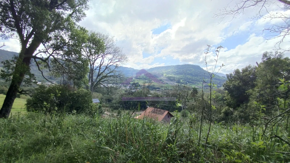 Imagens do imóveis Área de terra com vista panorâmica à venda próxima ao centro de Picada Café na Serra Gaúcha