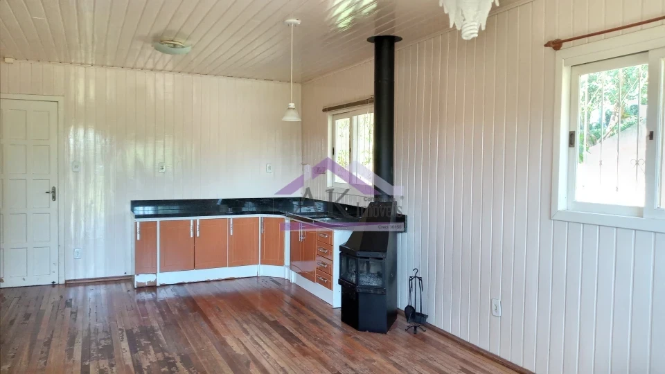 Casa em madeira com 3 quartos à venda em Picada Café, na Serra Gaúcha