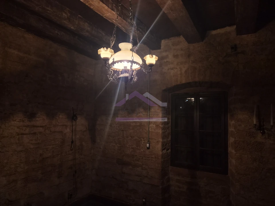 Imagens do imóveis Sítio com casa centenária e riacho a venda em Linha Nova na Serra Gaúcha
