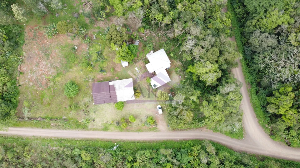 Sítio com duas casas à venda em Picada Café na Serra Gaúcha