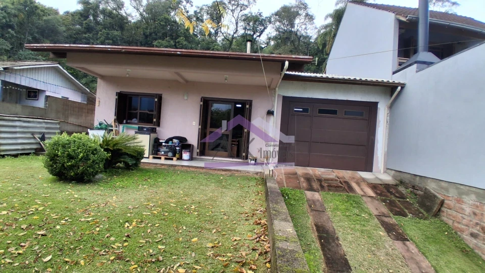 Imagens do imóveis Casa com 2 quartos à venda no Centro de Picada Café, na Serra Gaúcha