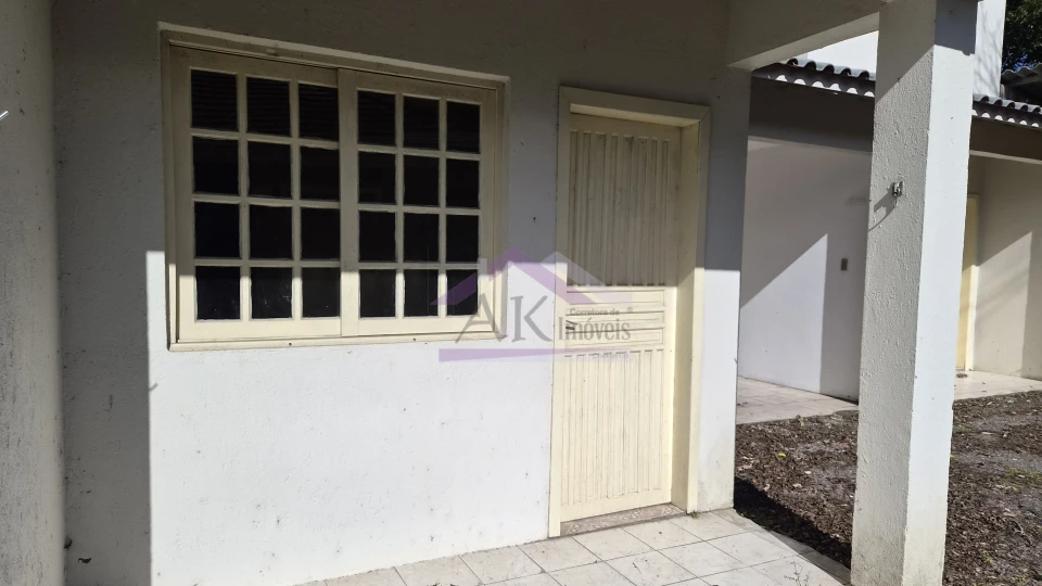 Sobrado com dois quartos para locação, localizado no Bairro Joaneta, na cidade de Picada Café