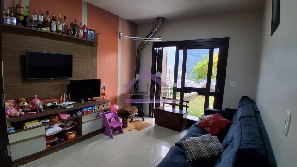 Imagens do imóveis Casa com 2 quartos à venda no Centro de Picada Café, na Serra Gaúcha