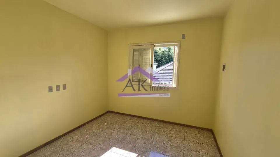 Imagens do imóveis Sobrados com 2 e 3 quartos à venda em Picada Café, na Serra Gaúcha