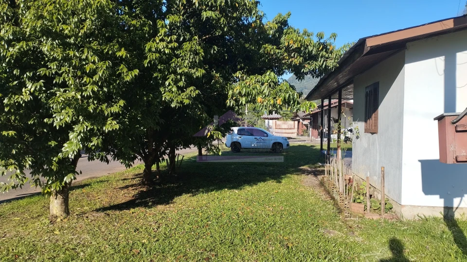 Casa térrea à venda no bairro Kaffee Eck em Picada Café na Serra Gaúcha
