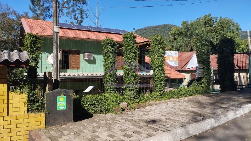Casa com 3 quartos à venda em Picada Café na Serra Gaúcha