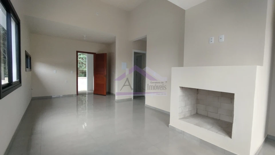 Excelente  casa a venda no centro de presidente Lucena.