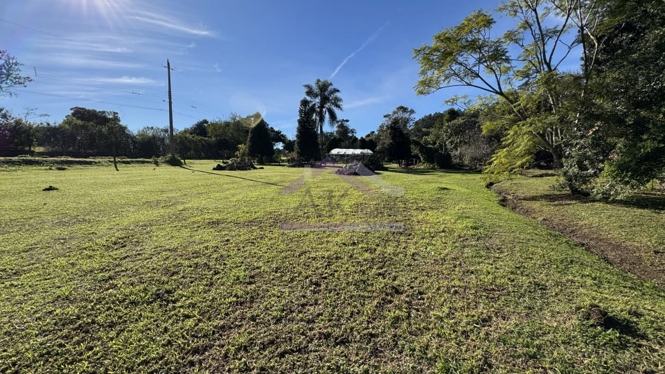 Imagens do imóveis Amplo terreno à venda em Picada Café na Serra Gaúcha