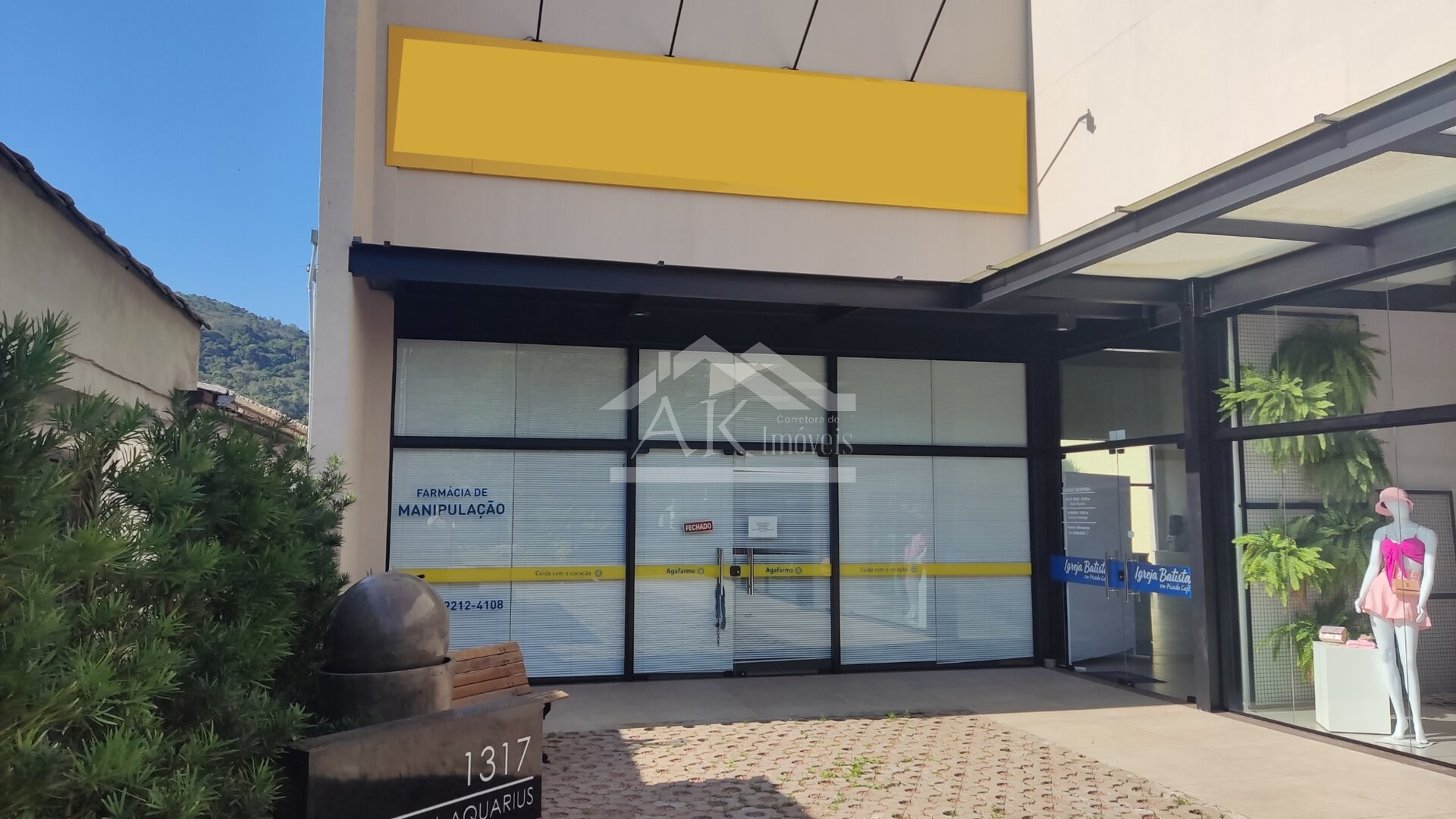 Sala comercial à venda no centro comercial de Picada Café, na Serra Gaúcha