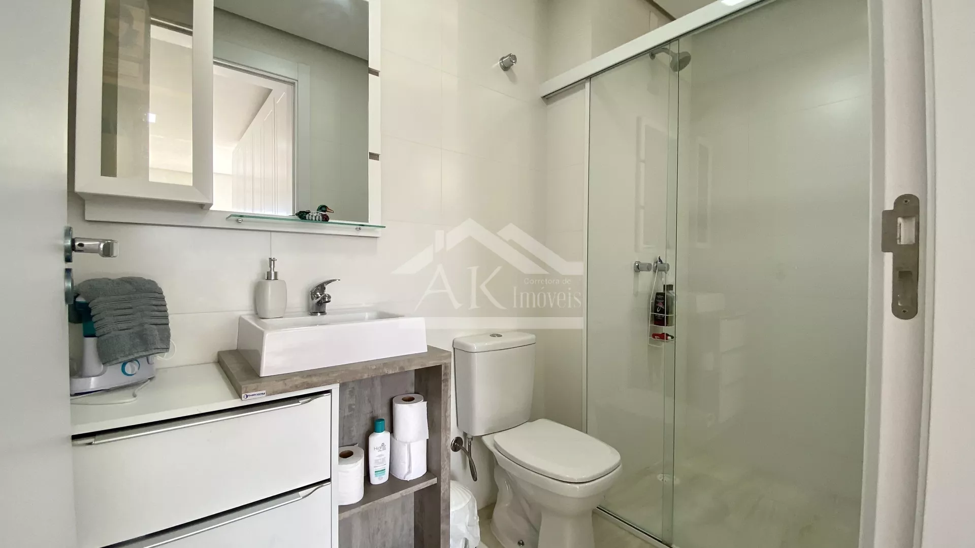Charmoso apartamento semimobiliado à venda em Nova Petrópolis na Serra Gaúcha
