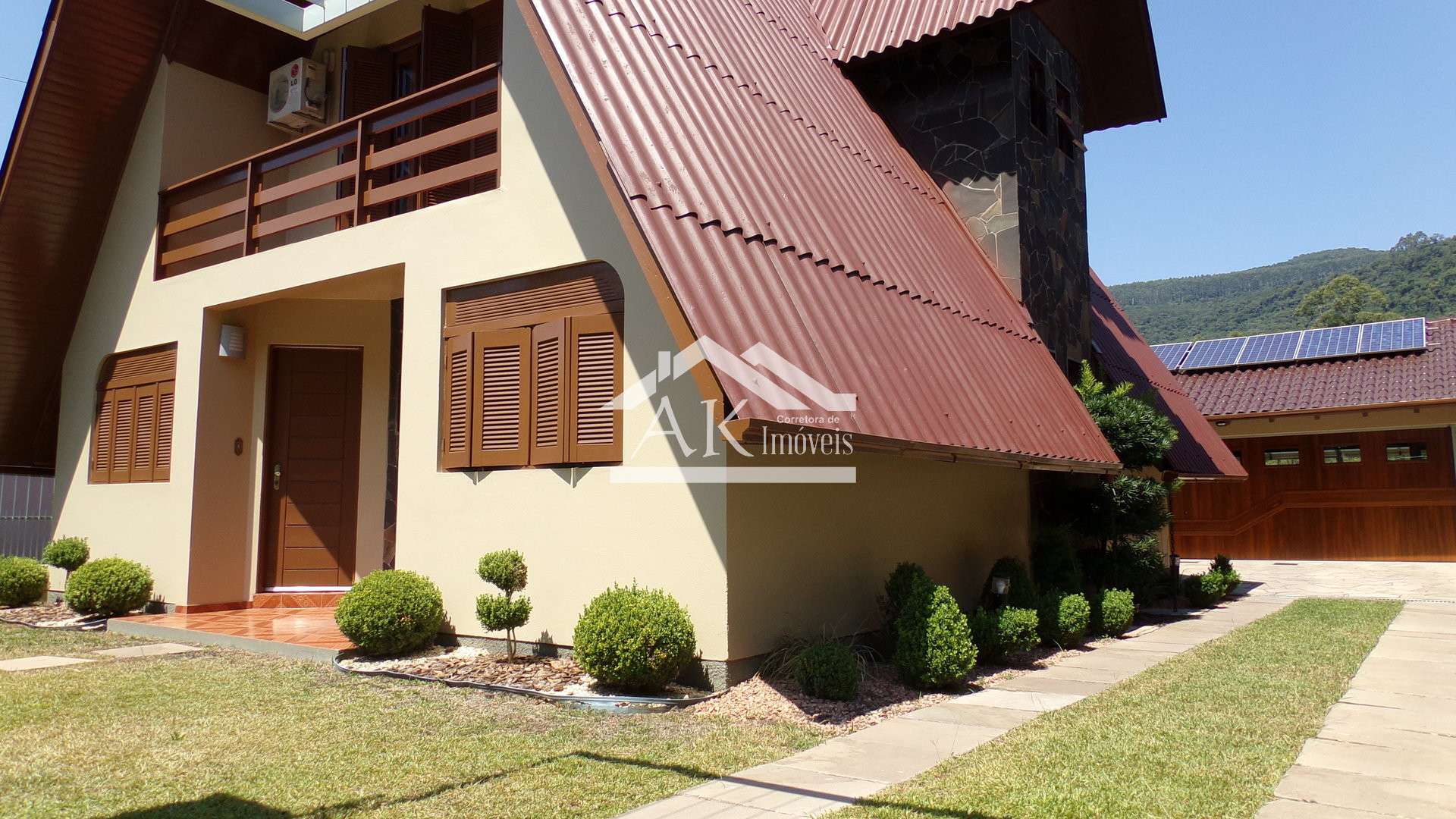 Casa com salão de festas e 3 quartos à venda em Picada Café na Serra Gaúcha