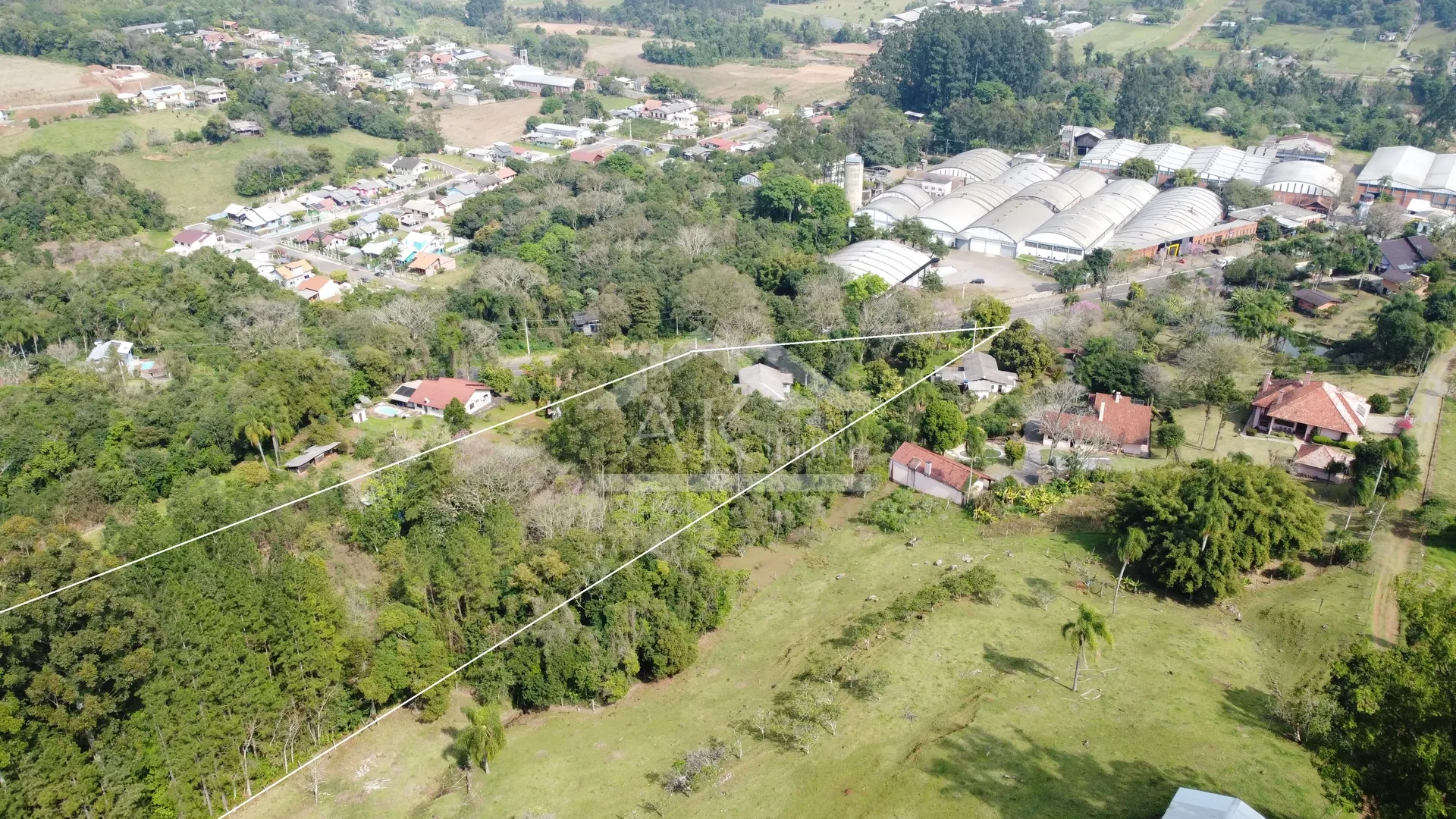 Excelente área comercial às margens da BR 116 em Picada Café na Serra Gaúcha