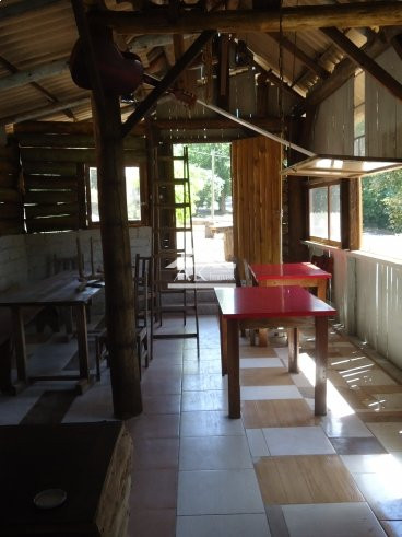 Prédio comercial à venda às margens da BR 116 em Picada Café, na Serra Gaúcha