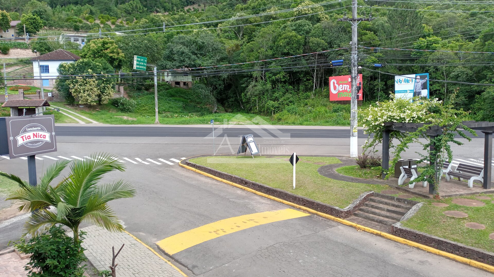 Excelente ponto comercial à venda às margens da BR 116 em Picada Café na Serra Gaúcha