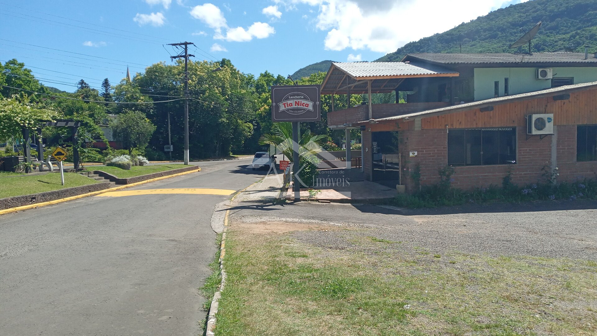 Excelente ponto comercial à venda às margens da BR 116 em Picada Café na Serra Gaúcha