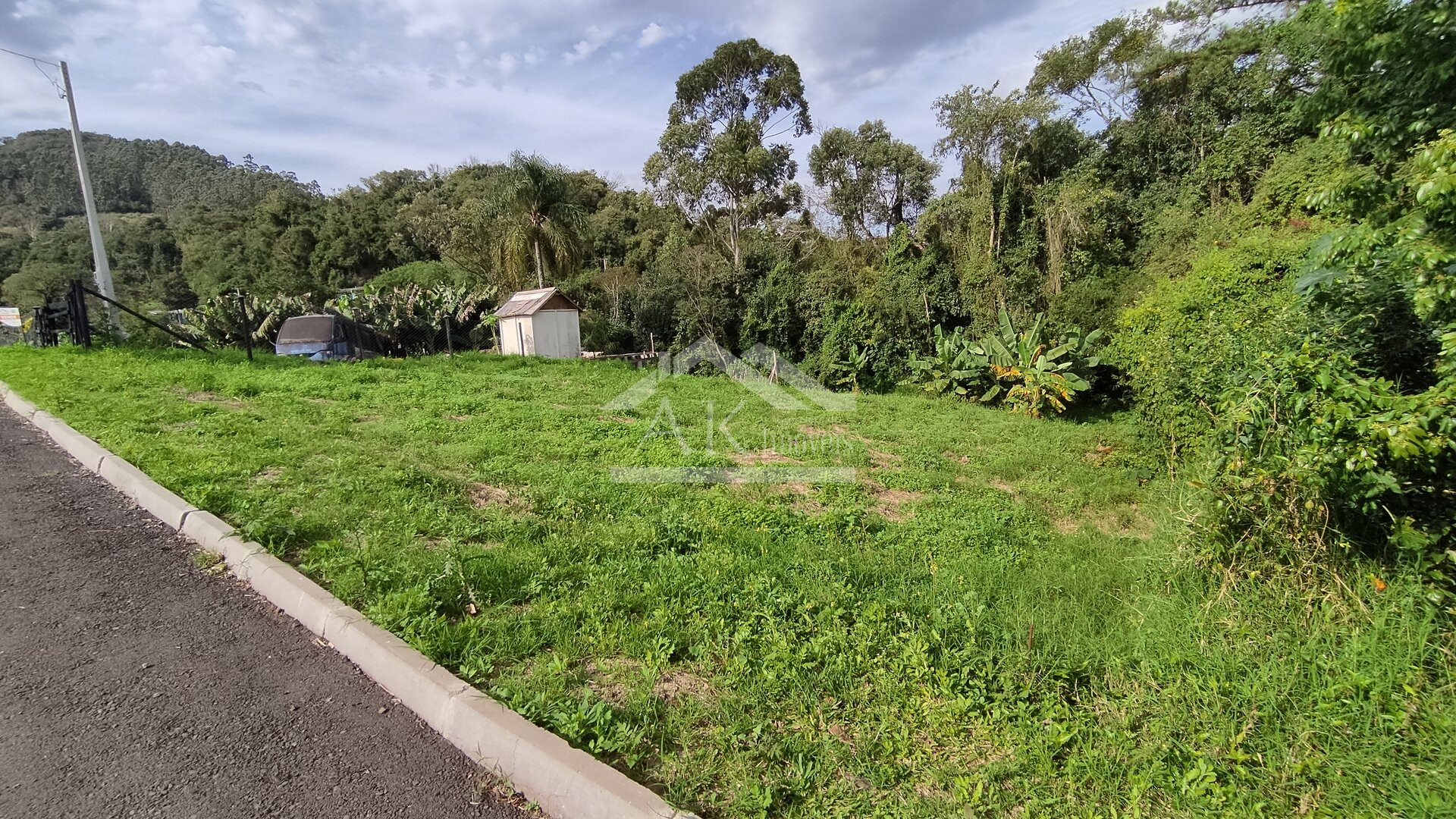Terreno à venda no Centro de Picada Café na Serra Gaúcha