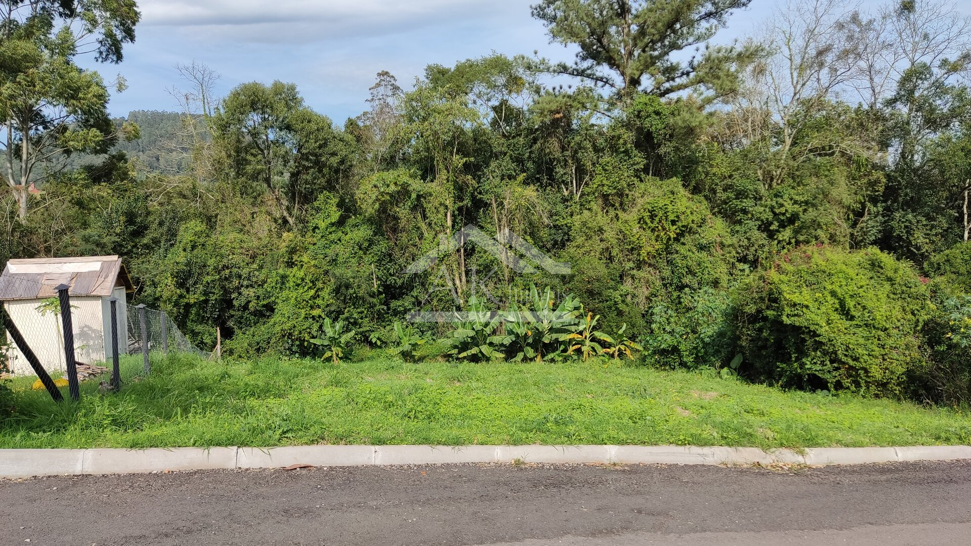Terreno à venda no Centro de Picada Café na Serra Gaúcha