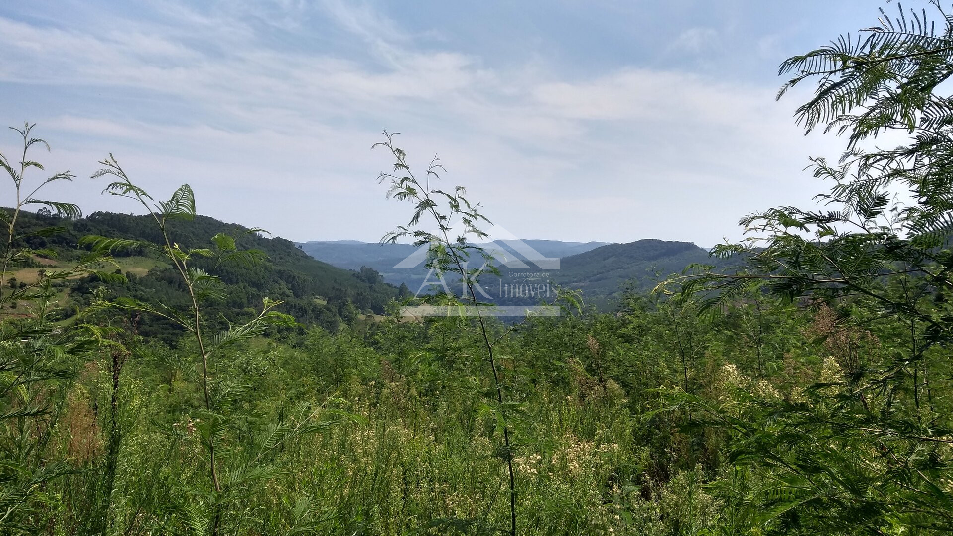 Área de terras com vista panorâmica à venda na zona rural de Morro Reuter