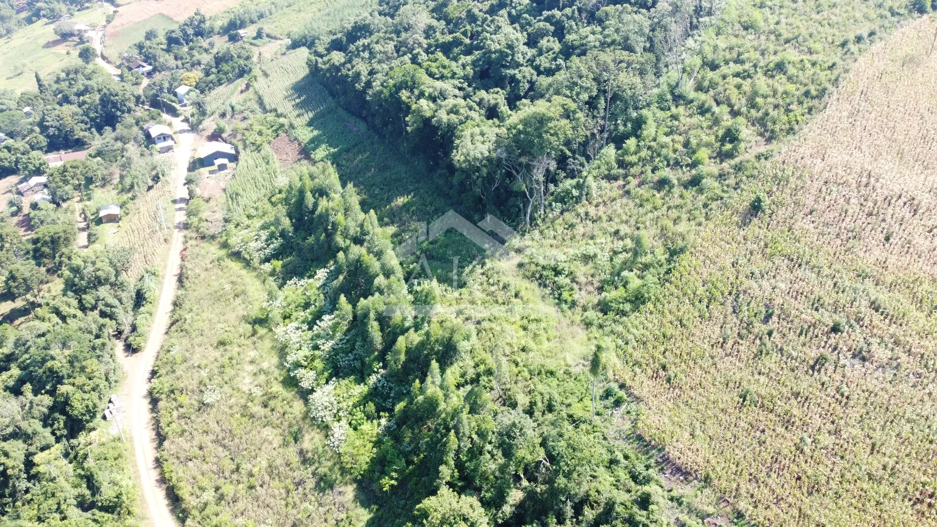 Área de terra com vista panorâmica à venda em Morro Reuter-RS