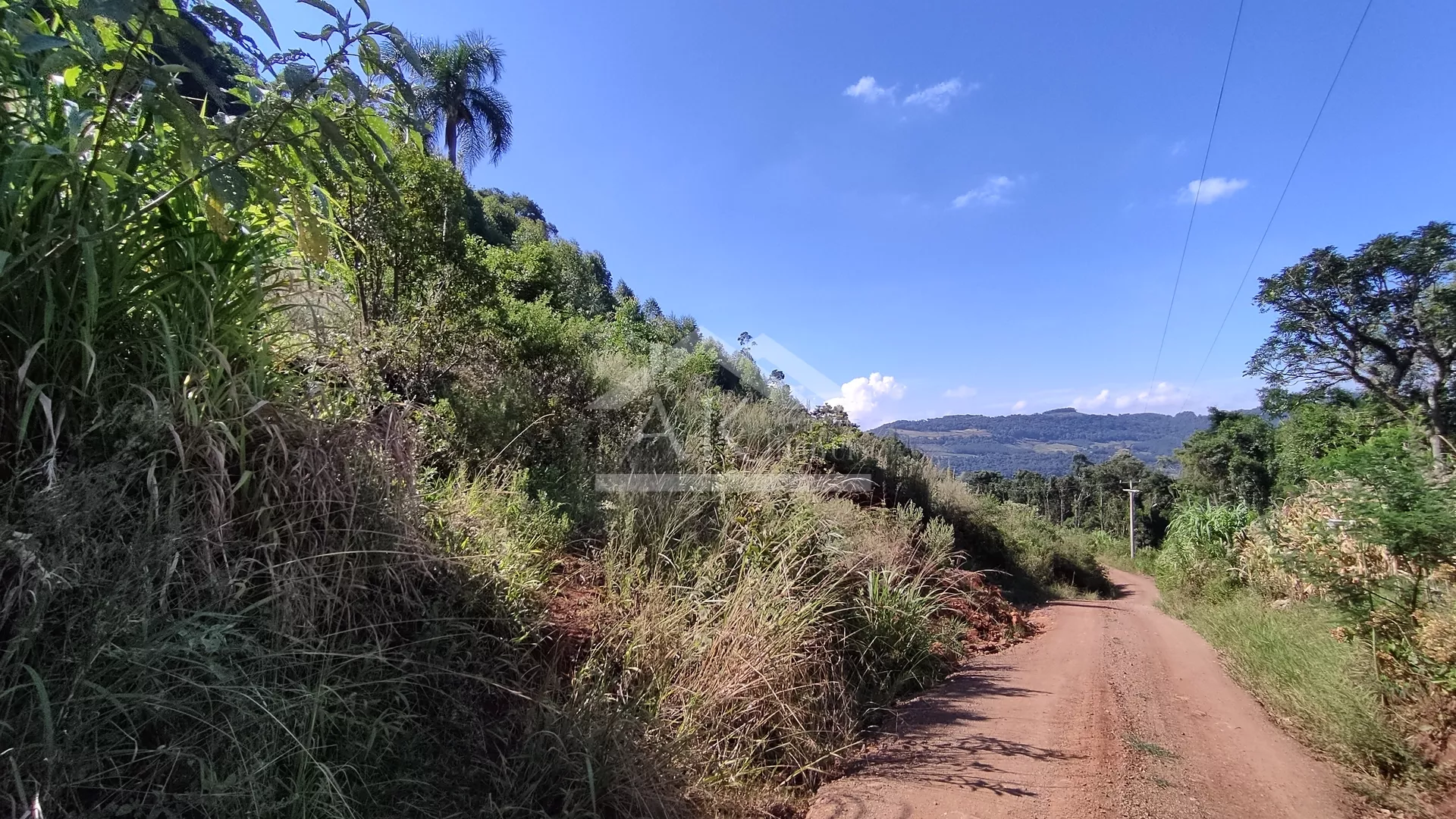 Área de terra com vista panorâmica à venda em Morro Reuter-RS