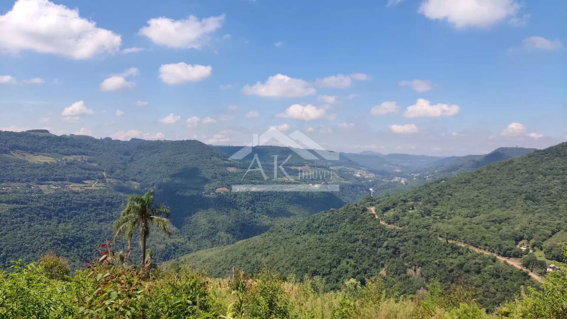 Área de terra com vista panorâmica à venda em Morro Reuter-RS