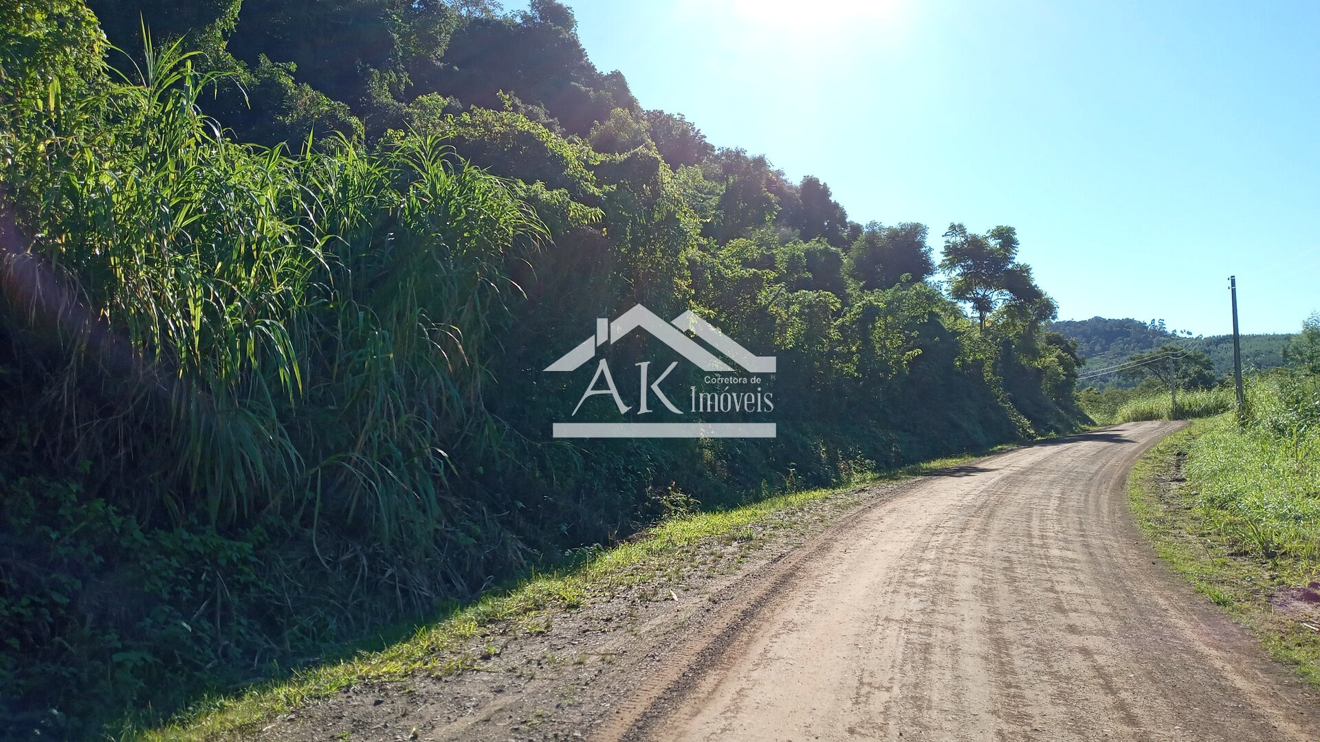 Área de terra com vista e riacho à venda em Linha Nova na Serra Gaúcha