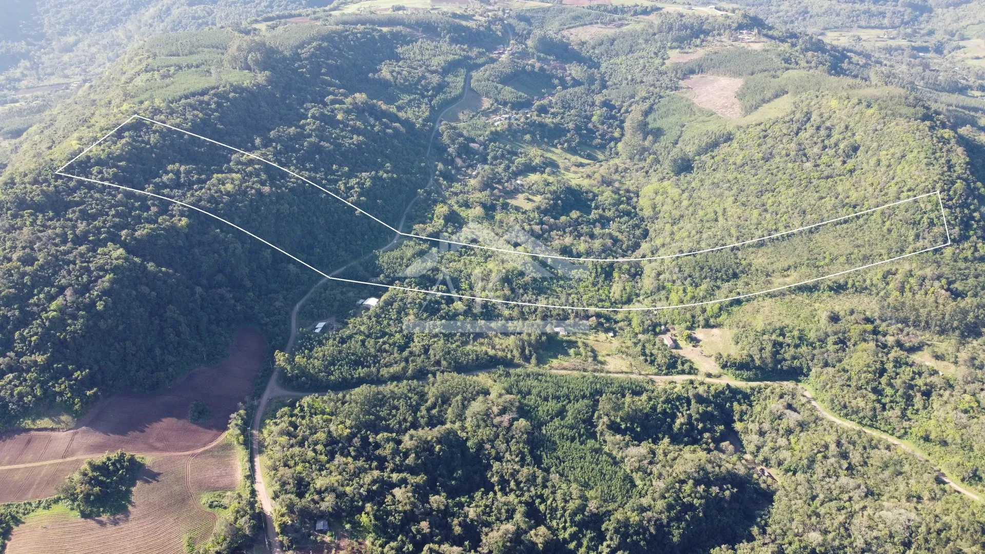 Área de terra com vista e riacho à venda em Linha Nova na Serra Gaúcha