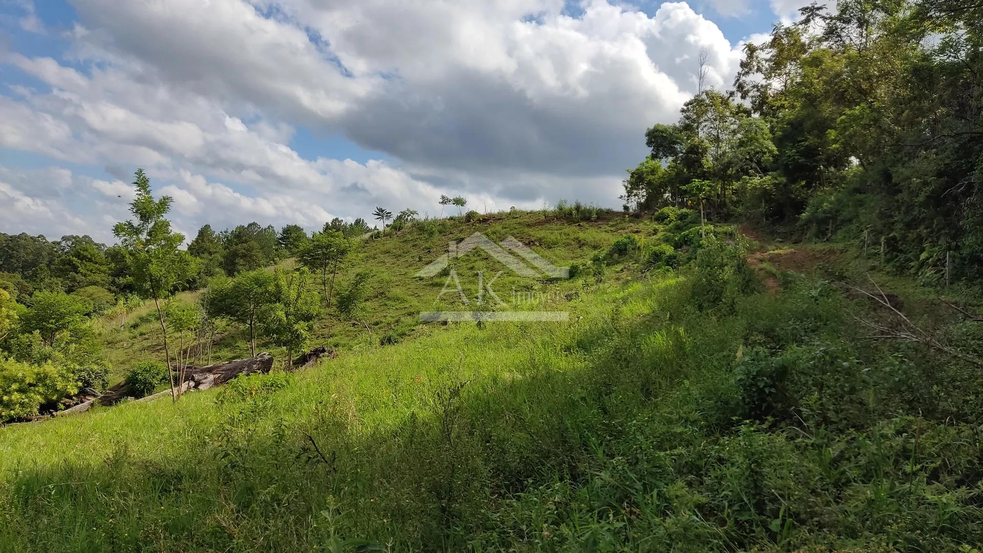 Chácara com açude e vista à venda na zona rural de Dois Irmãos