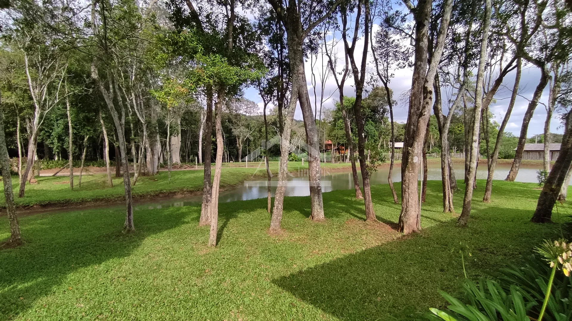 Chácara com açude e vista à venda na zona rural de Dois Irmãos