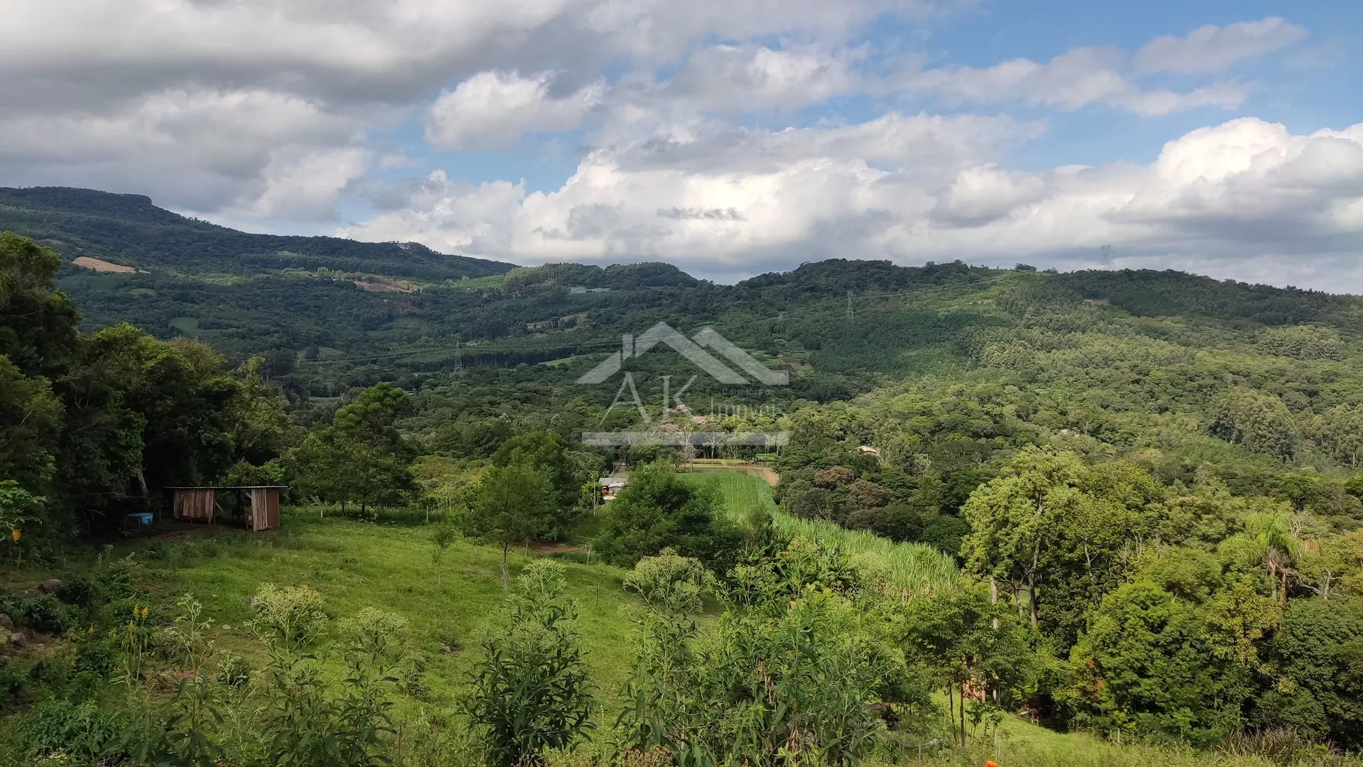 Chácara com açude e vista à venda na zona rural de Dois Irmãos