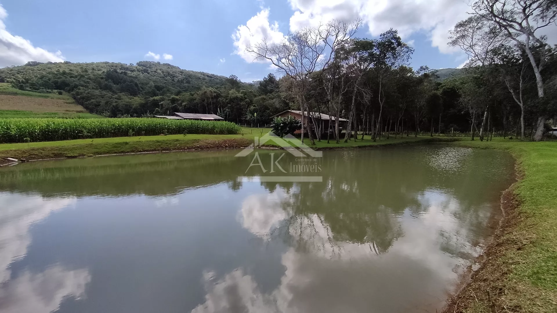 Chácara com açude e vista à venda na zona rural de Dois Irmãos