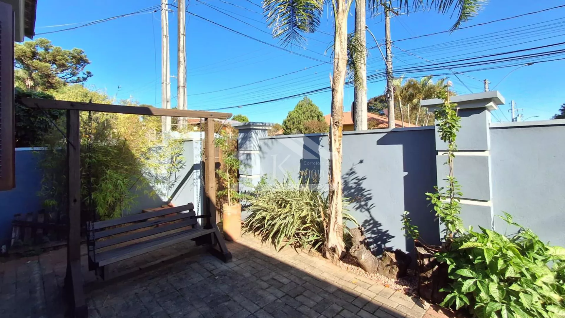 Casa de esquina com piscina à venda em São Leopoldo - RS