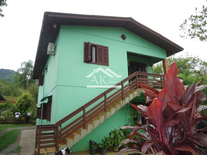 Casa com 05 quartos à venda em Picada Café na Serra Gaúcha