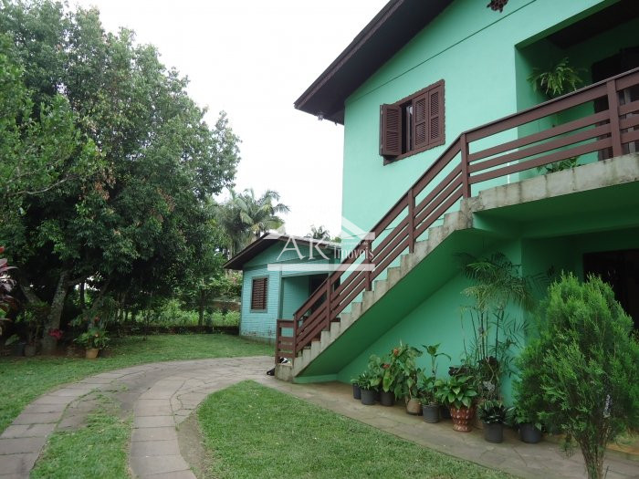 Casa com 05 quartos à venda em Picada Café na Serra Gaúcha