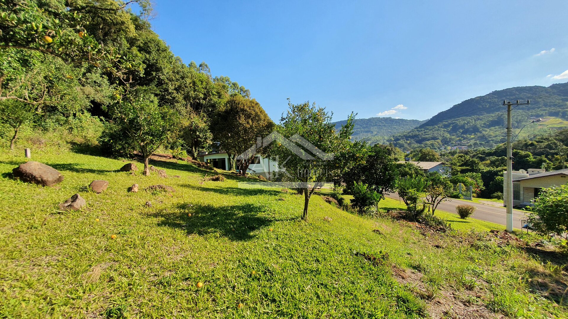 Terreno com linda paisagem a venda em Picada Café na Serra Gaúcha
