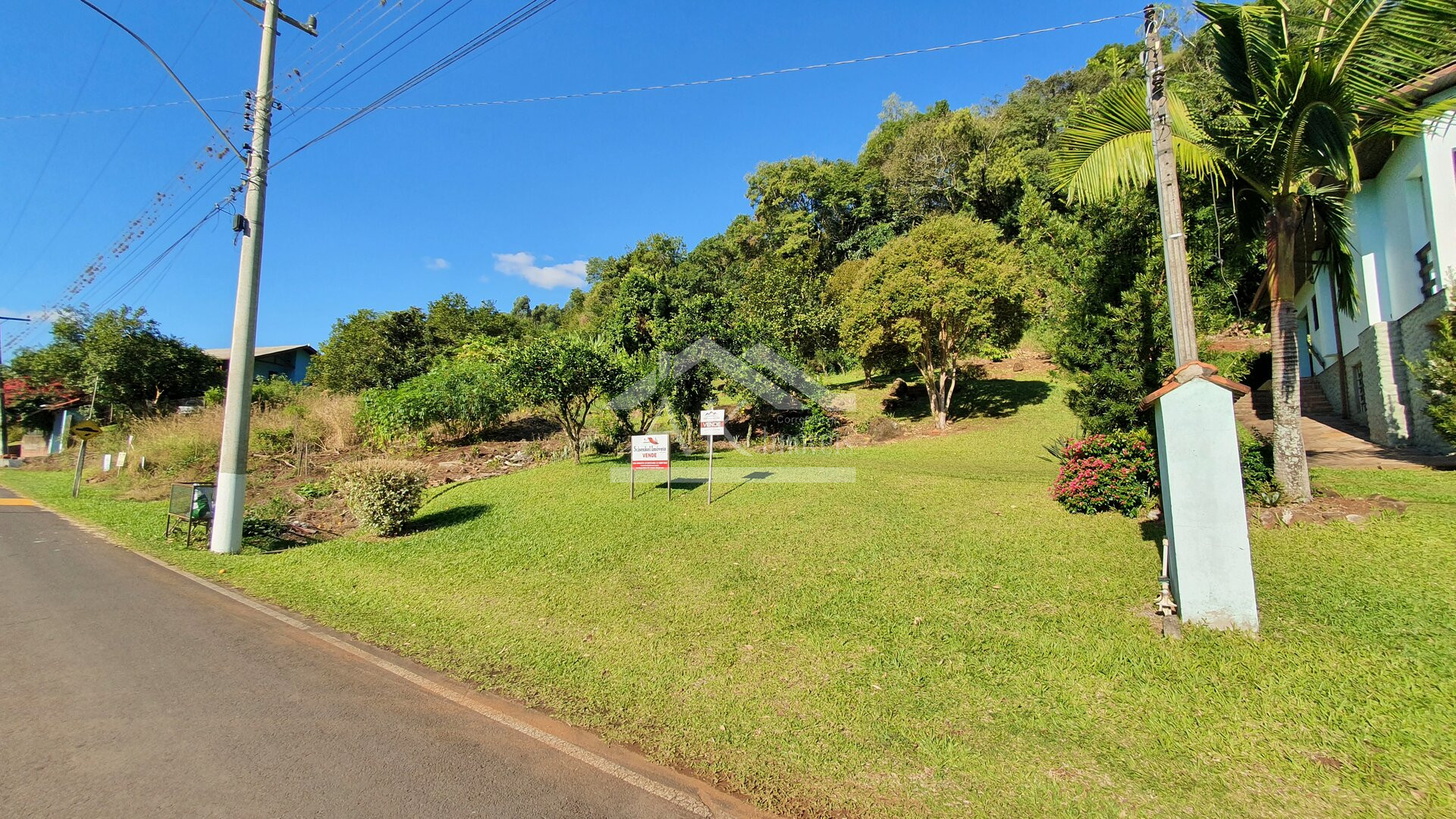 Terreno com linda paisagem a venda em Picada Café na Serra Gaúcha