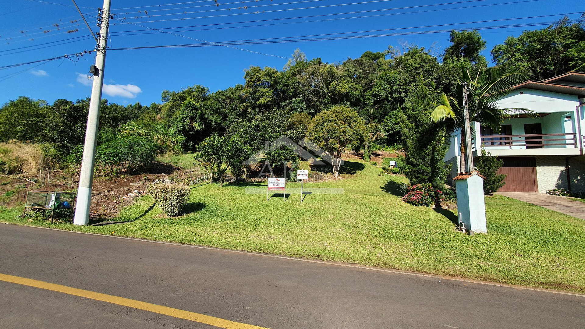 Terreno com linda paisagem a venda em Picada Café na Serra Gaúcha