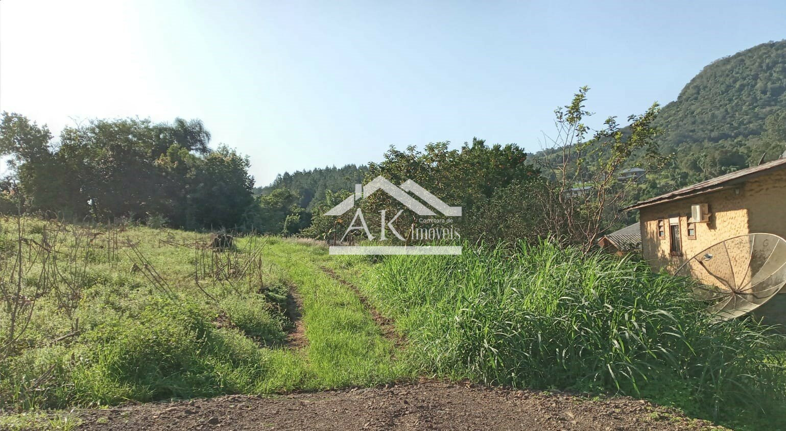 Terreno próximo da rodovia, a venda na cidade de Picada Café, na Serra Gaúcha