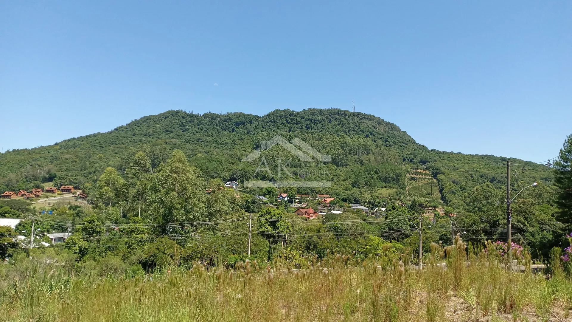 Terreno de esquina à venda no Centro de Picada Café, na Serra Gaúcha