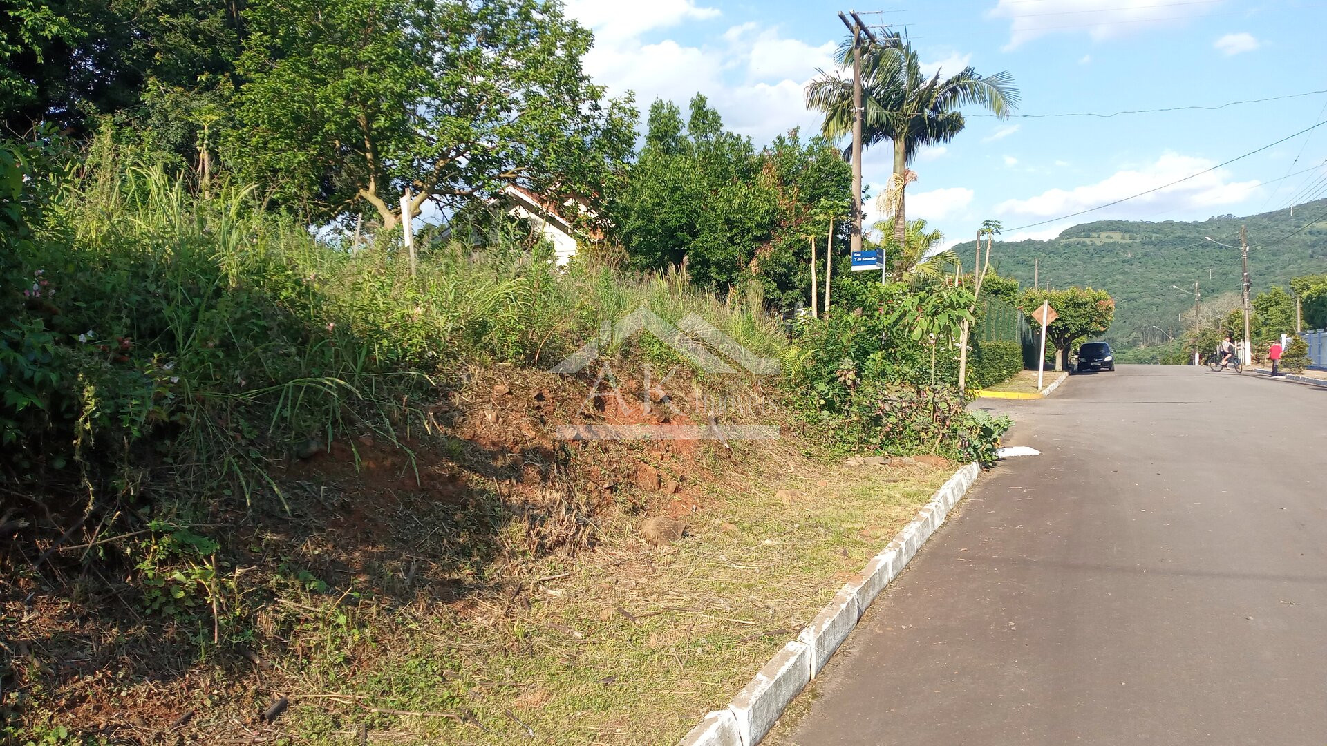 Terreno de esquina a venda ,no Alto da Colina, em Picada Café na Serra Gaúcha