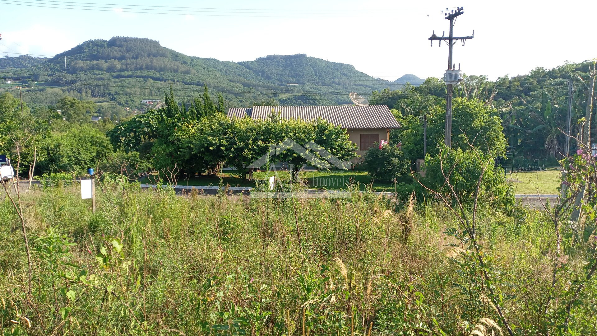 Terreno de esquina a venda ,no Alto da Colina, em Picada Café na Serra Gaúcha