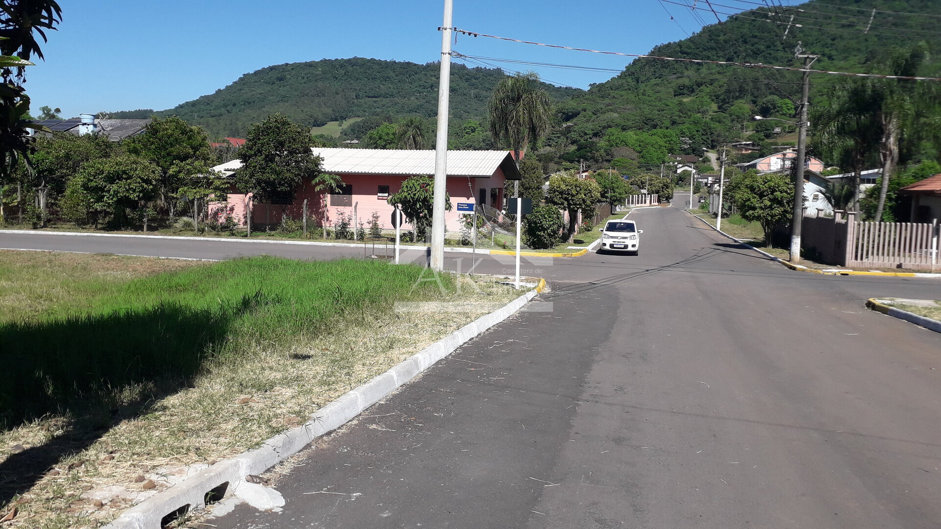 Terreno de esquina à venda em Picada Café na Serra Gaúcha