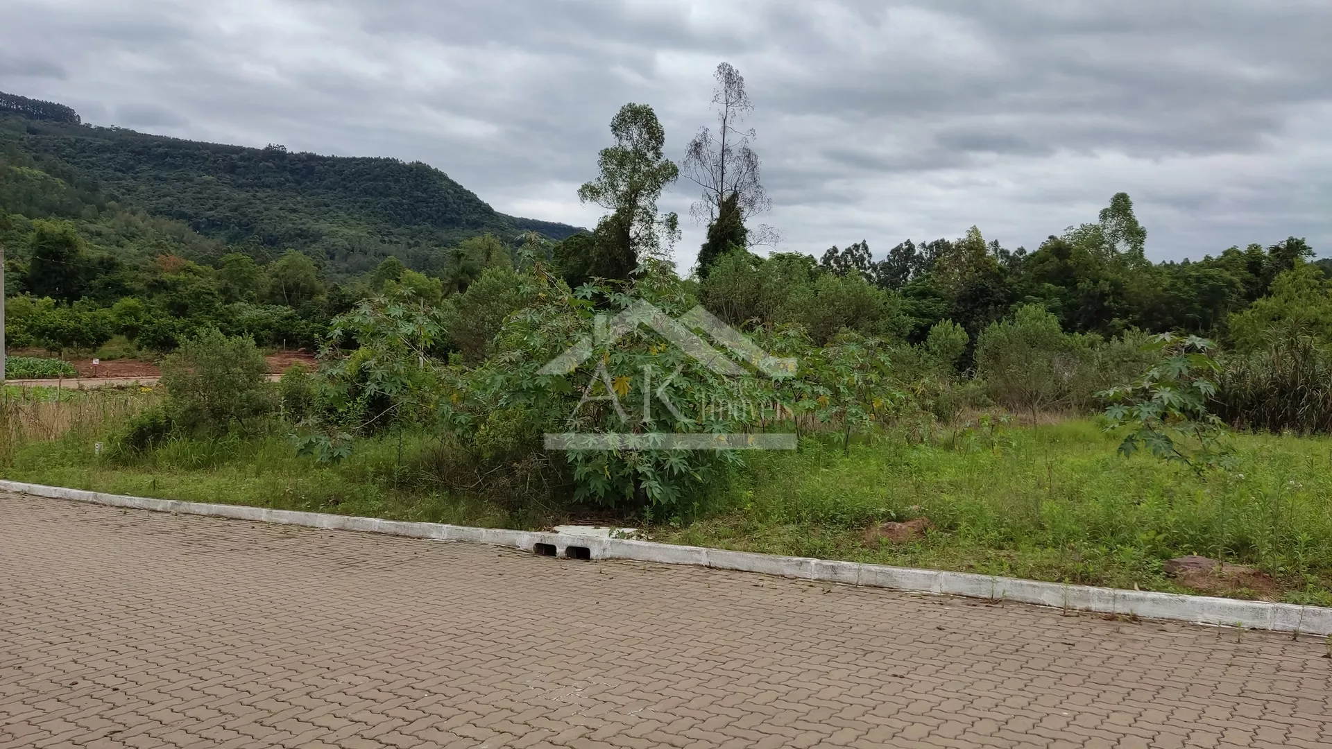 Terreno plano à venda na cidade de Picada Café na Serra Gaúcha