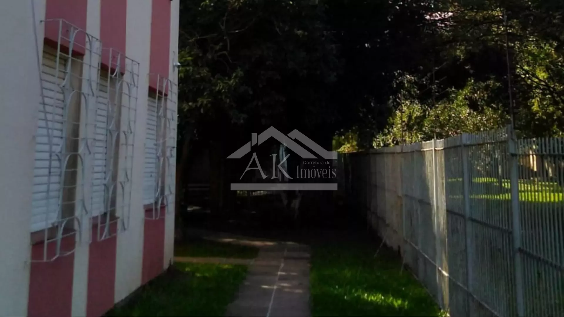 Apartamento com 3 quartos à venda no Bairro Humaitá, Porto Alegre - RS
