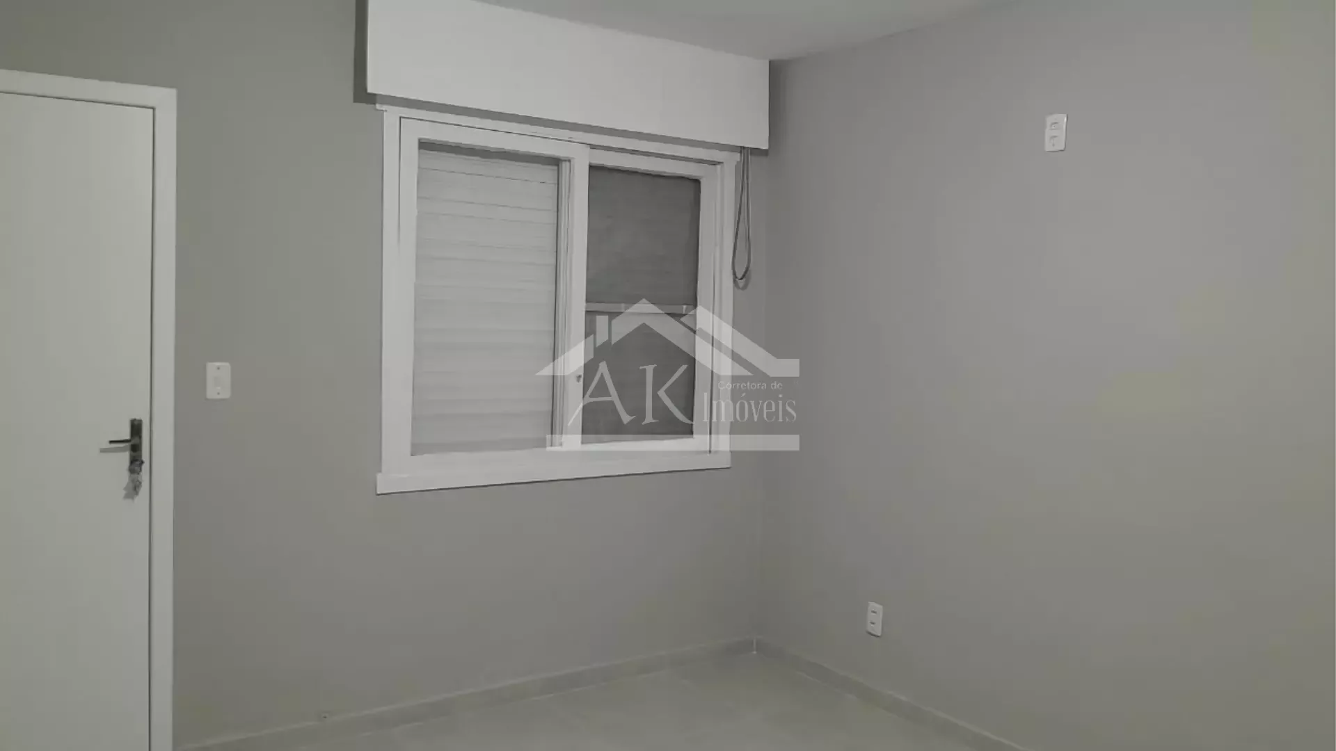 Apartamento com 3 quartos à venda no Bairro Humaitá, Porto Alegre - RS