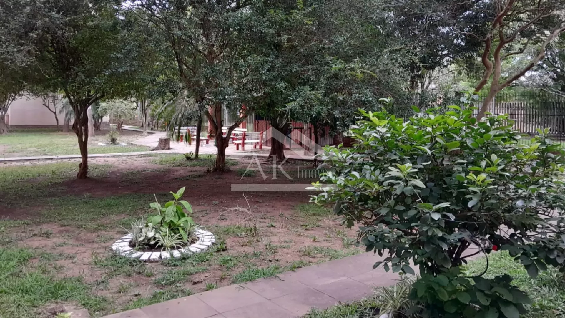 Apartamento com 3 quartos à venda no Bairro Humaitá, Porto Alegre - RS