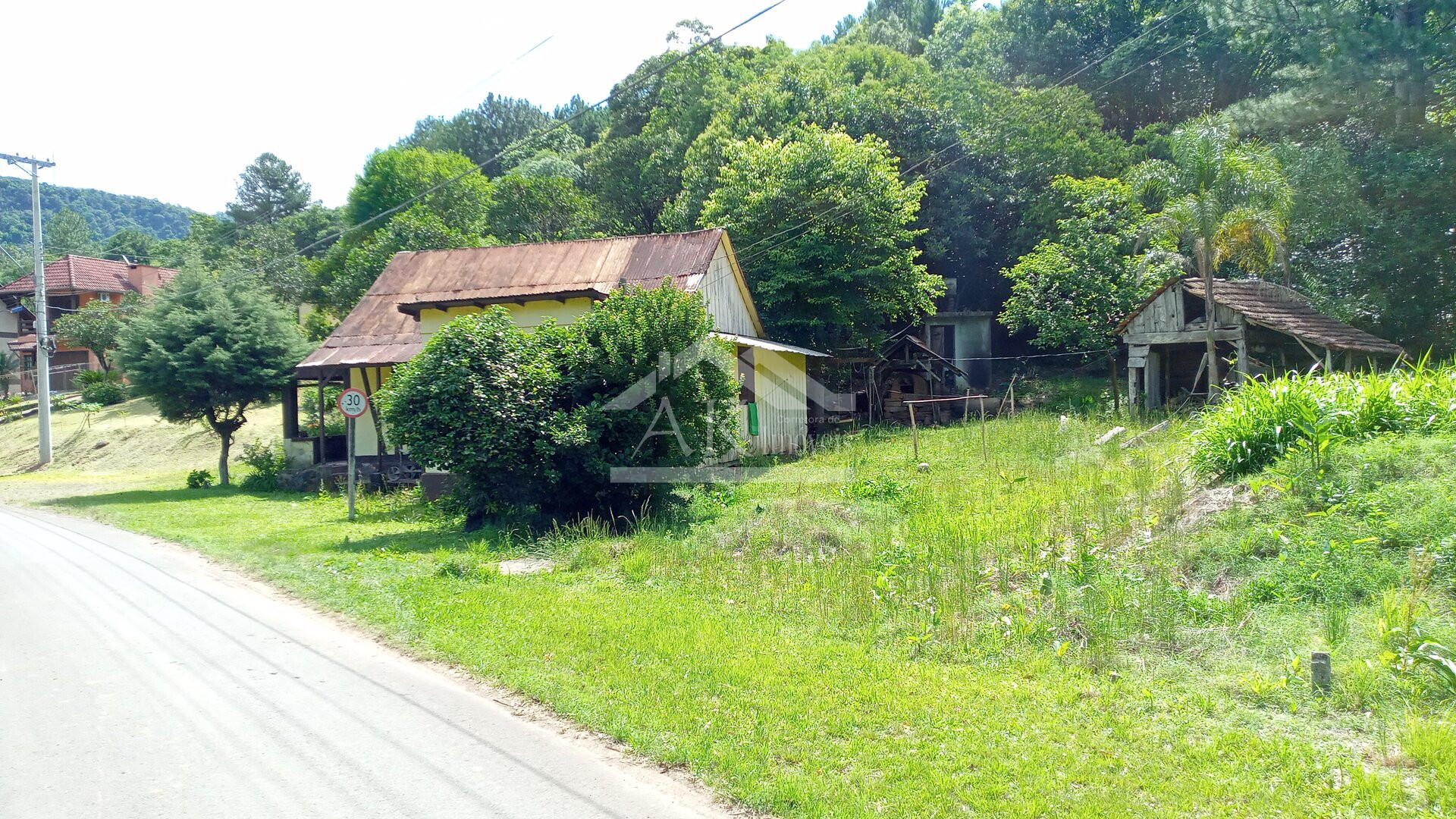 Casa enxaimel à venda em Picada Café na Serra Gaúcha