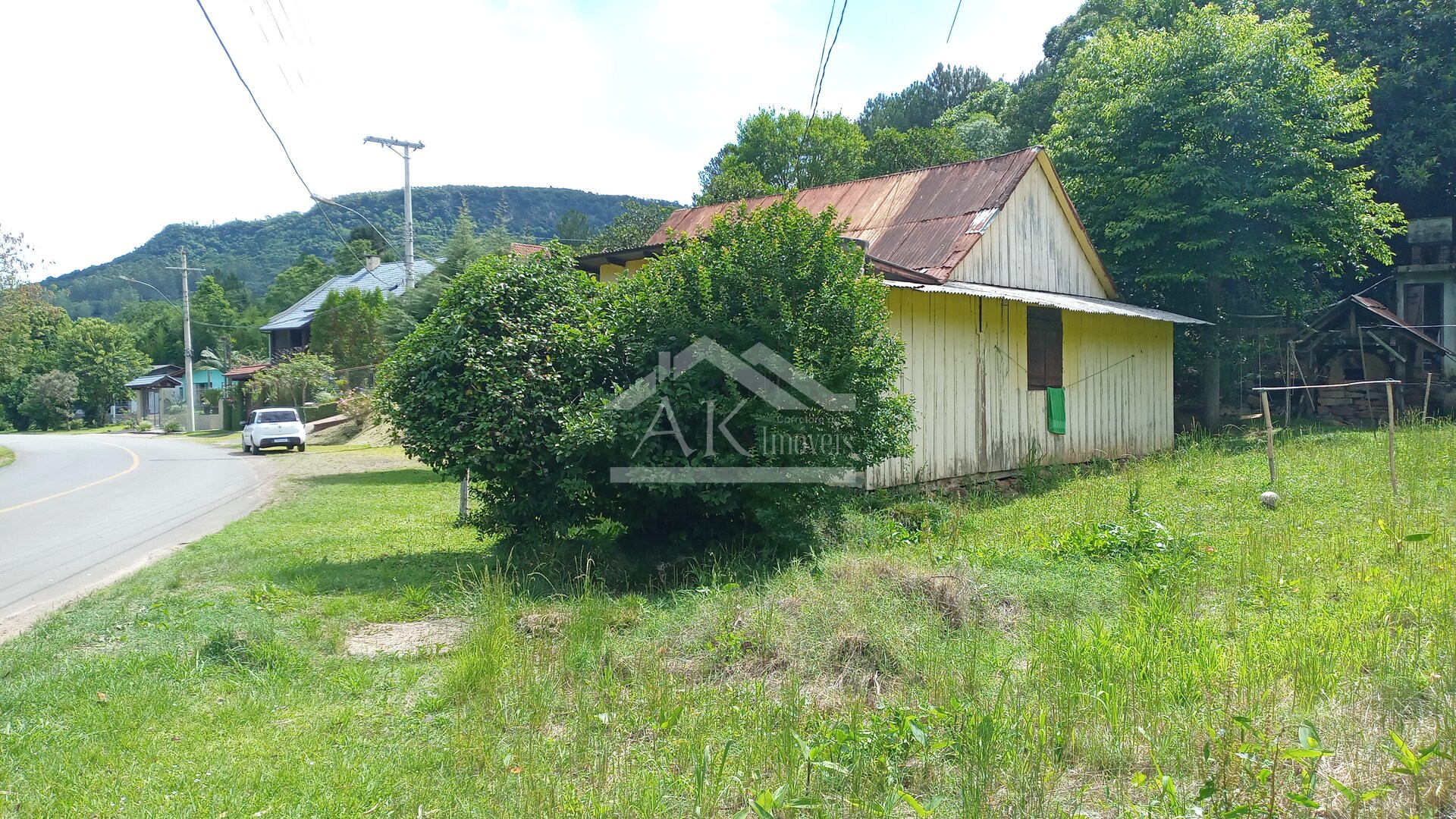 Casa enxaimel à venda em Picada Café na Serra Gaúcha