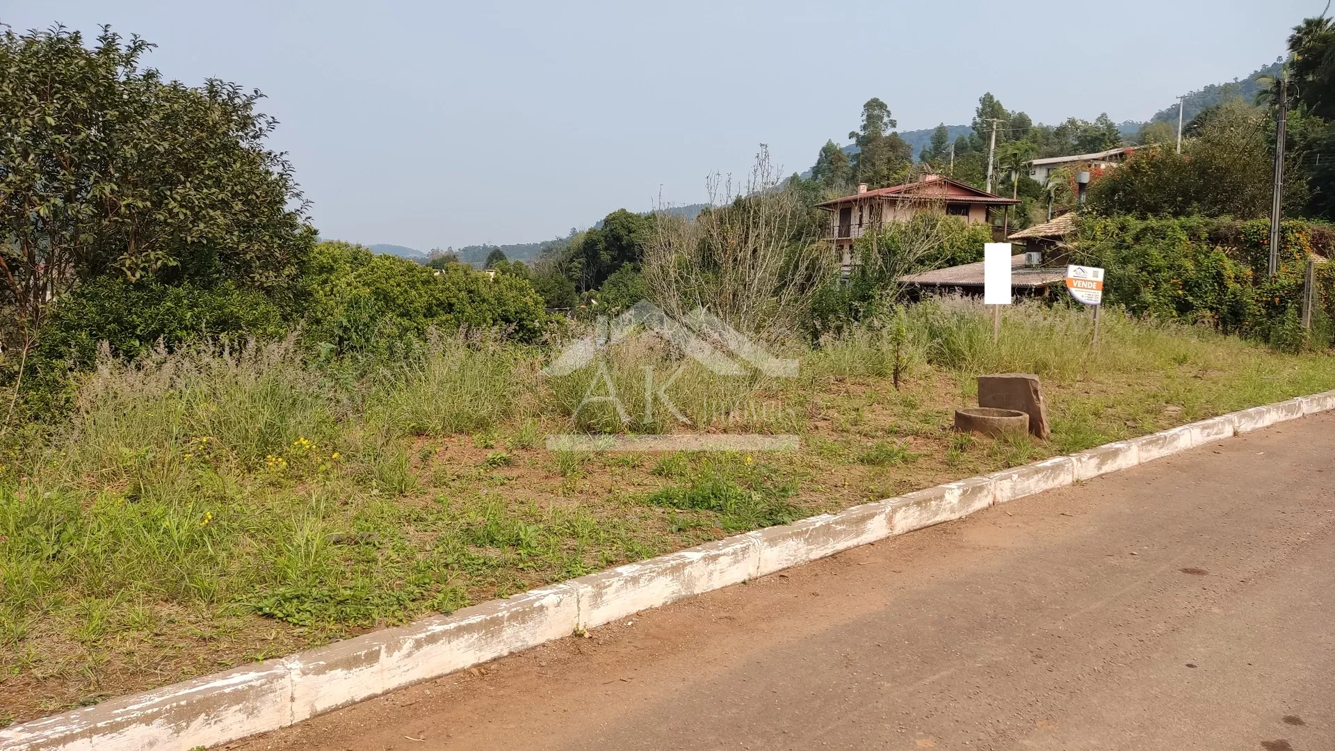 Terreno à venda próximo ao centro de Picada Café na Serra Gaúcha