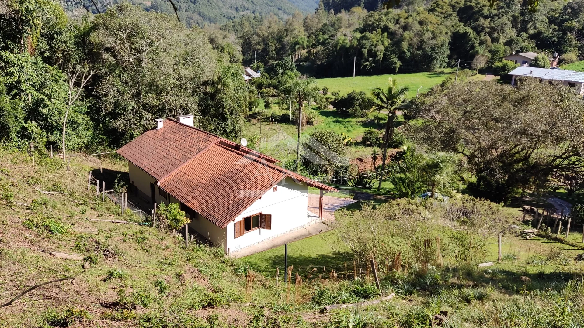 Sítio com riacho à venda em Picada Café na Serra Gaúcha